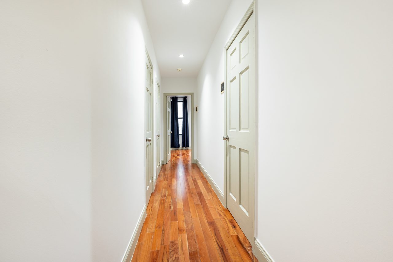 #862: Hamilton Heights - Full Bedroom A - 11