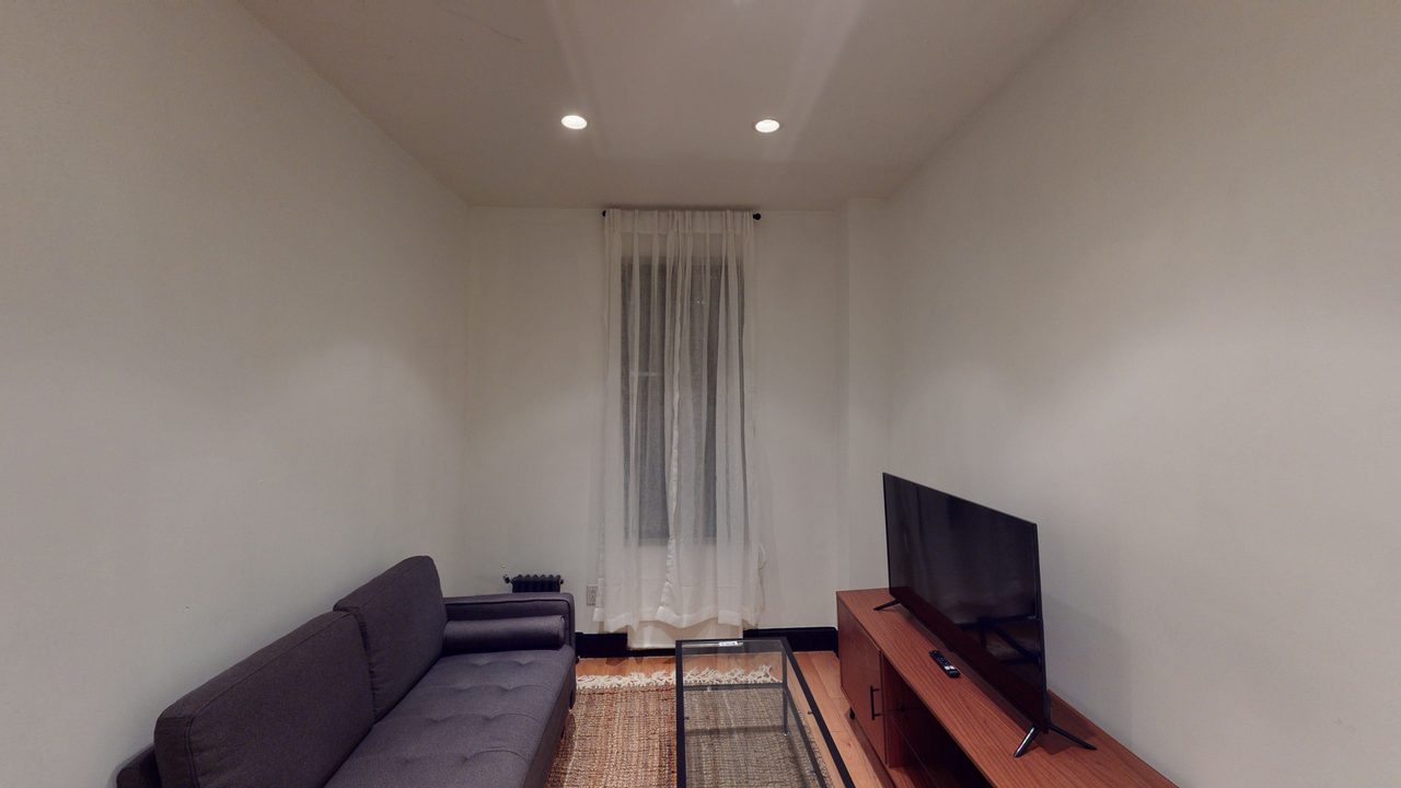  #717: East Village - 1 Bedroom (Queen)  -  #717: East Village  - Gallery -  15