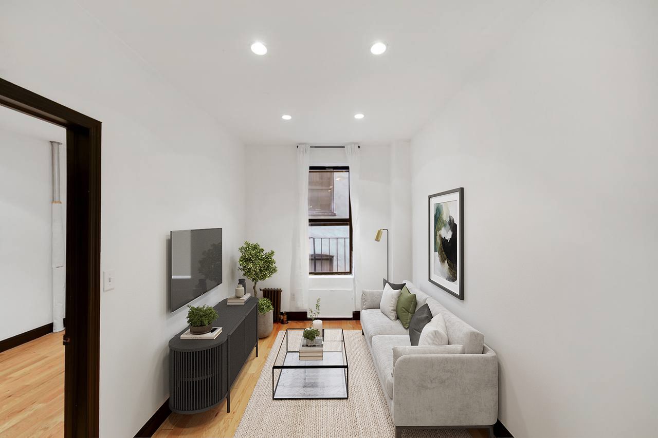  #717: East Village - 1 Bedroom (Queen)  -  #717: East Village  - Gallery -  14