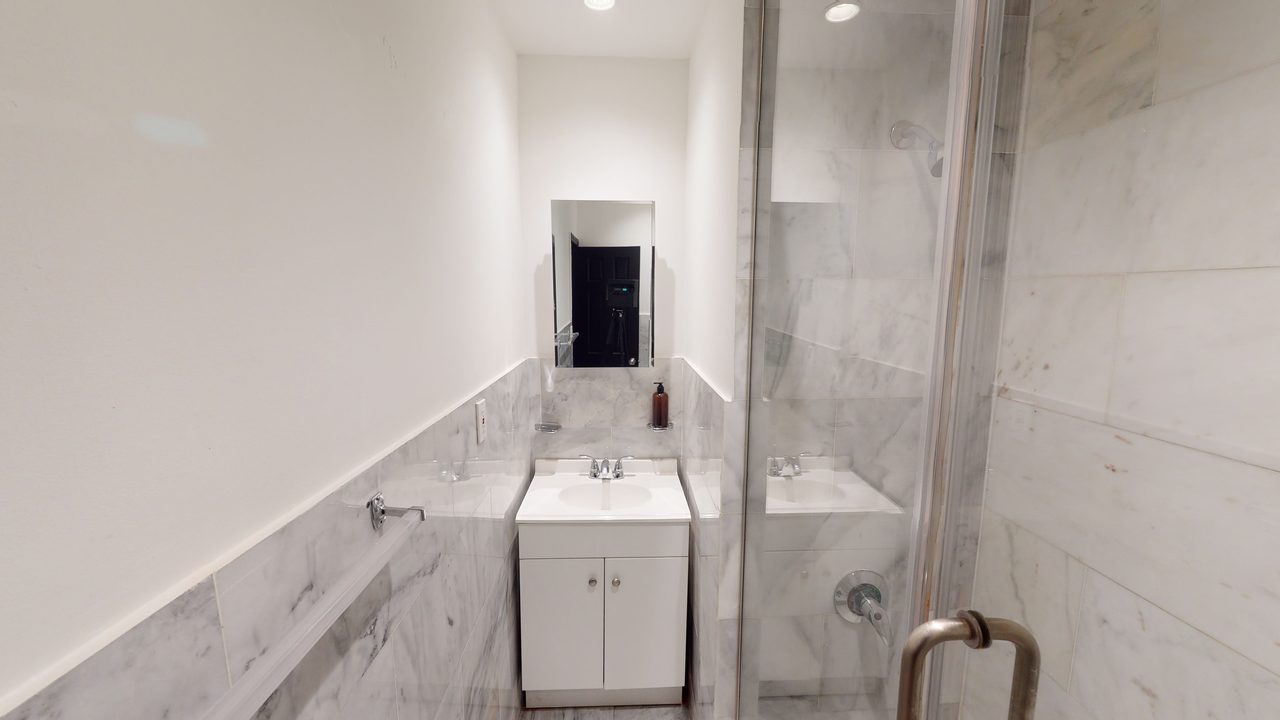  #717: East Village - 1 Bedroom (Queen)  -  #717: East Village  - Gallery -  9