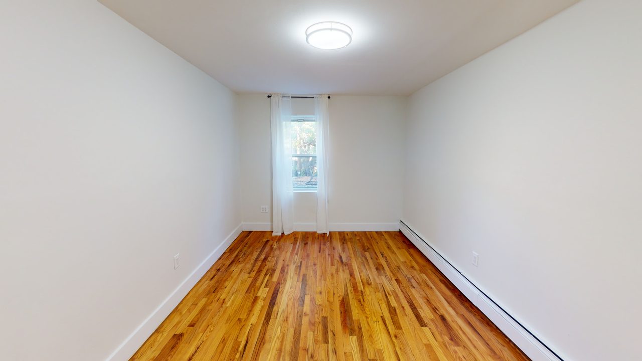 #1793: Bedford-Stuyvesant - Queen Bedroom B - 3
