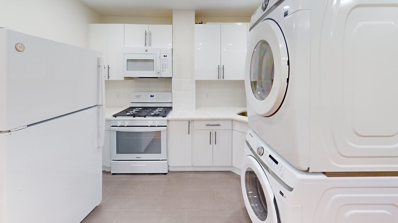 #1793: Bedford-Stuyvesant - Queen Room C - 7