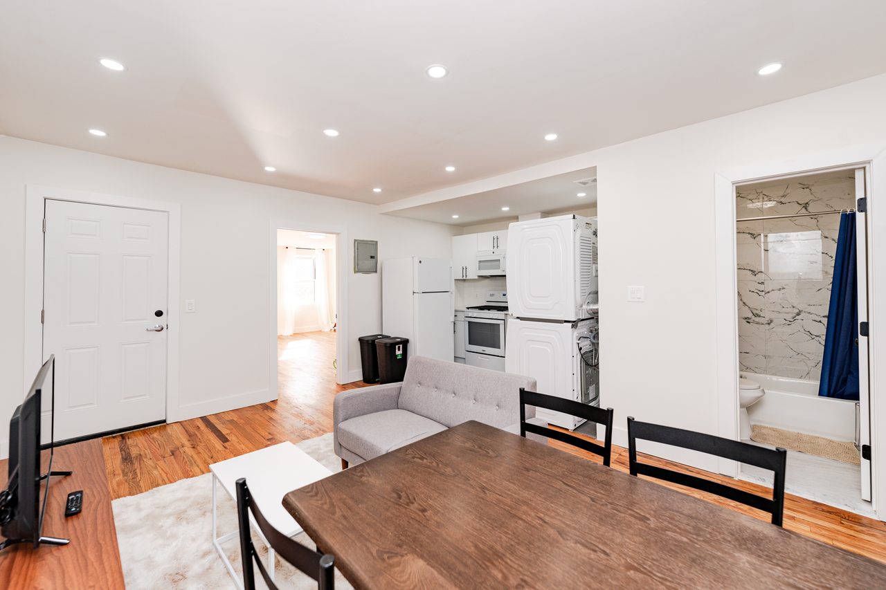 #1793: Bedford-Stuyvesant - Queen Room A - 5