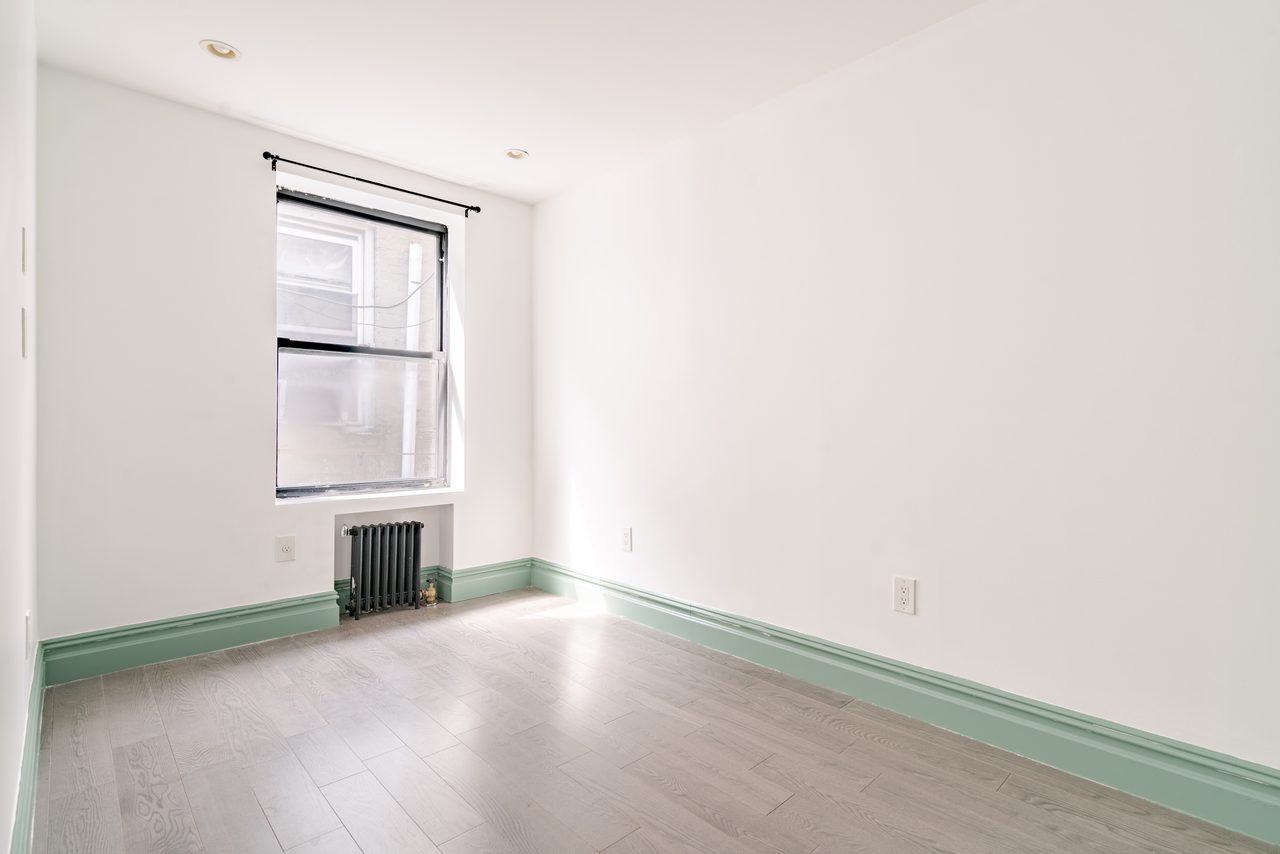  #1112: Gramercy - Full Bedroom B  -  #1112: Gramercy  - Gallery -  17