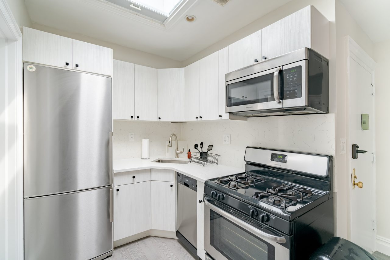  #1112: Gramercy - Full Bedroom A  -  #1112: Gramercy  - Gallery -  5