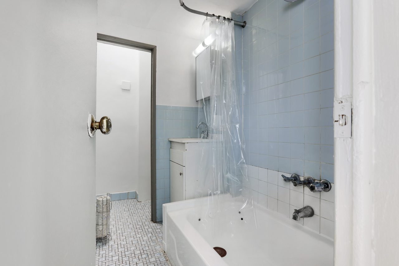 #682: Columbus Circle - 1 Bedroom (Full) - #682: Columbus Circle - Gallery - 18