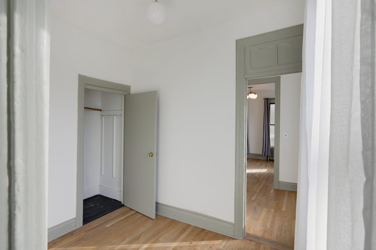 #682: Columbus Circle - 1 Bedroom (Full) - #682: Columbus Circle - Gallery - 21