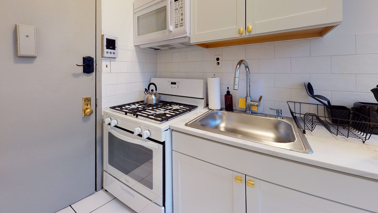 #682: Columbus Circle - 1 Bedroom (Full) - #682: Columbus Circle - Gallery - 16