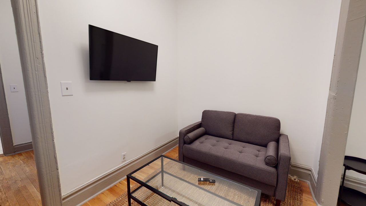 #682: Columbus Circle - 1 Bedroom (Full) - #682: Columbus Circle - Gallery - 28