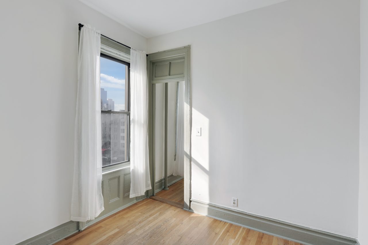 #682: Columbus Circle - 1 Bedroom (Full) - #682: Columbus Circle - Gallery - 24