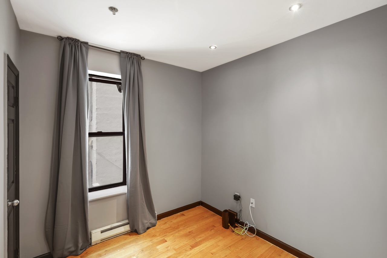 #550: Upper West Side - Full Bedroom D - 3