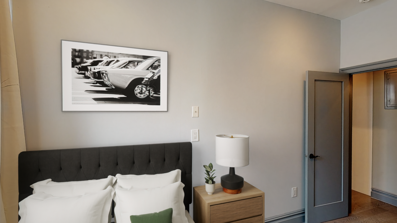 #572: East Village - Queen Bedroom A - 3