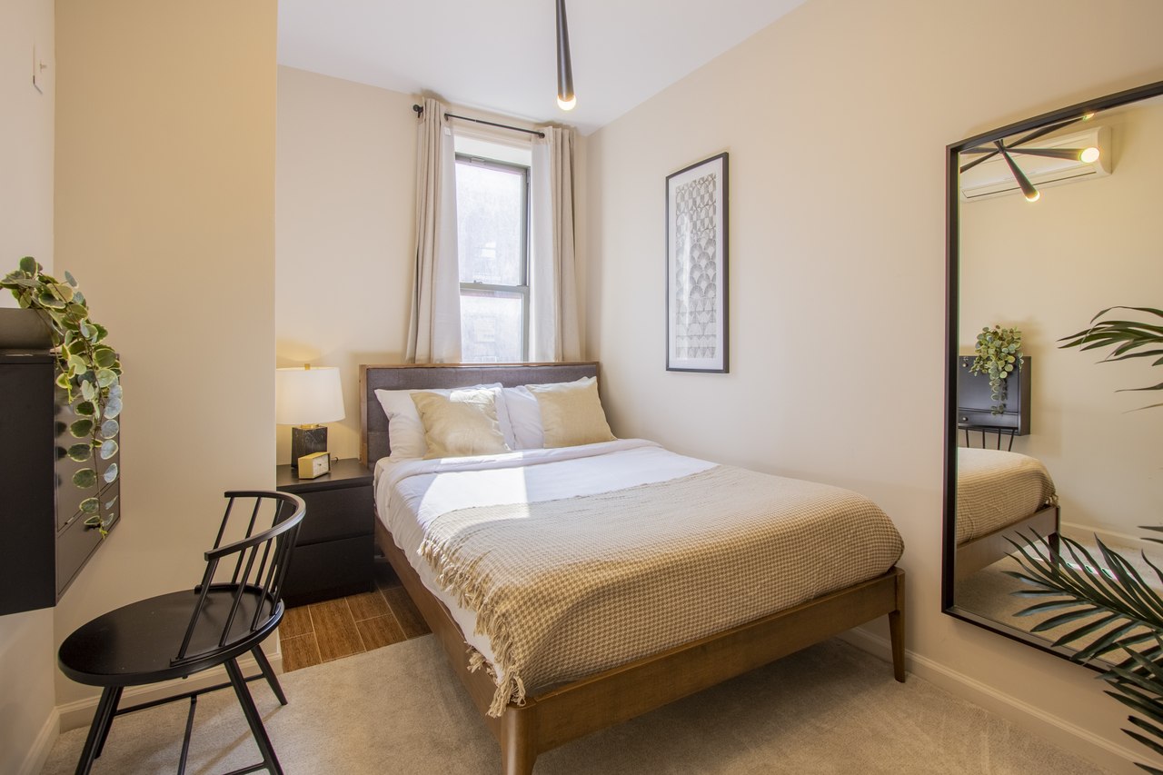 #262: Chinatown - Full Bedroom C - #262: Chinatown - Gallery - 1