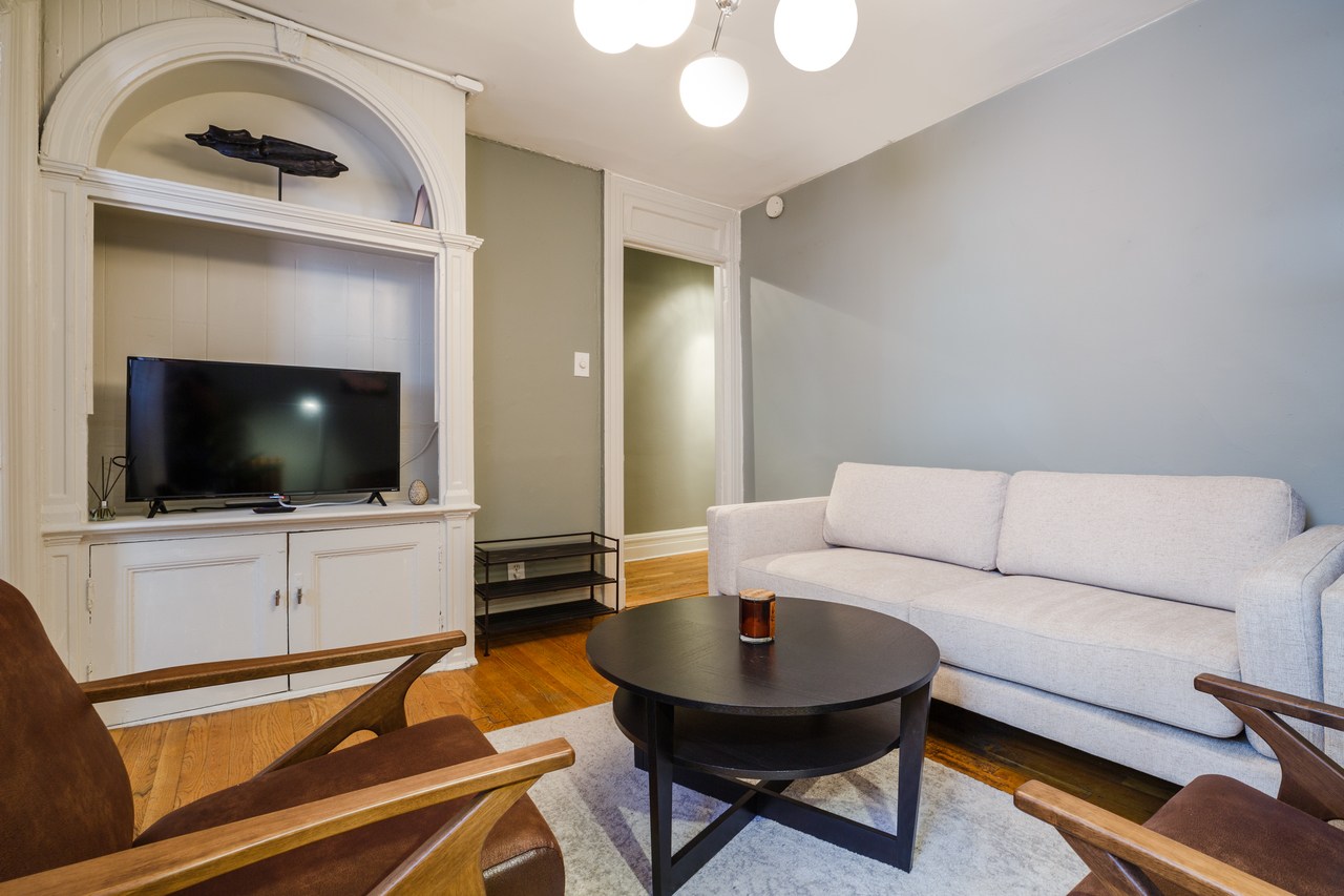 #232: Chelsea - Full Bedroom B - 5