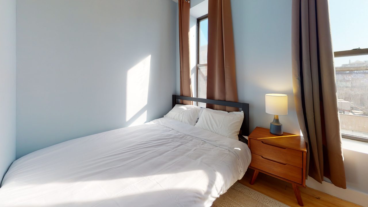  #714: West Harlem - Queen Bedroom B  -  #714: West Harlem  - Gallery -  13