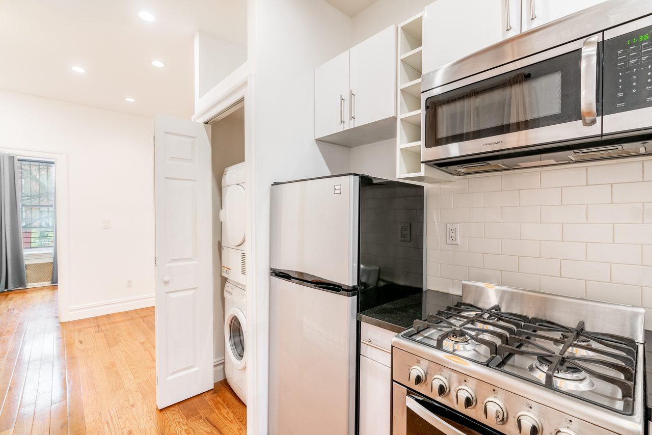 #944: Columbus Circle - 1 Bedroom (Full) - #944: Columbus Circle - Gallery - 2