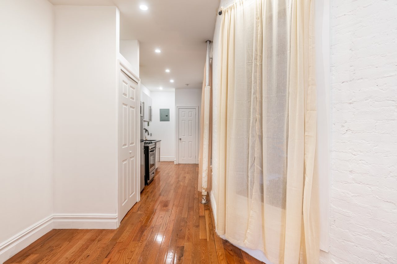 #944: Columbus Circle - 1 Bedroom (Full) - #944: Columbus Circle - Gallery - 4