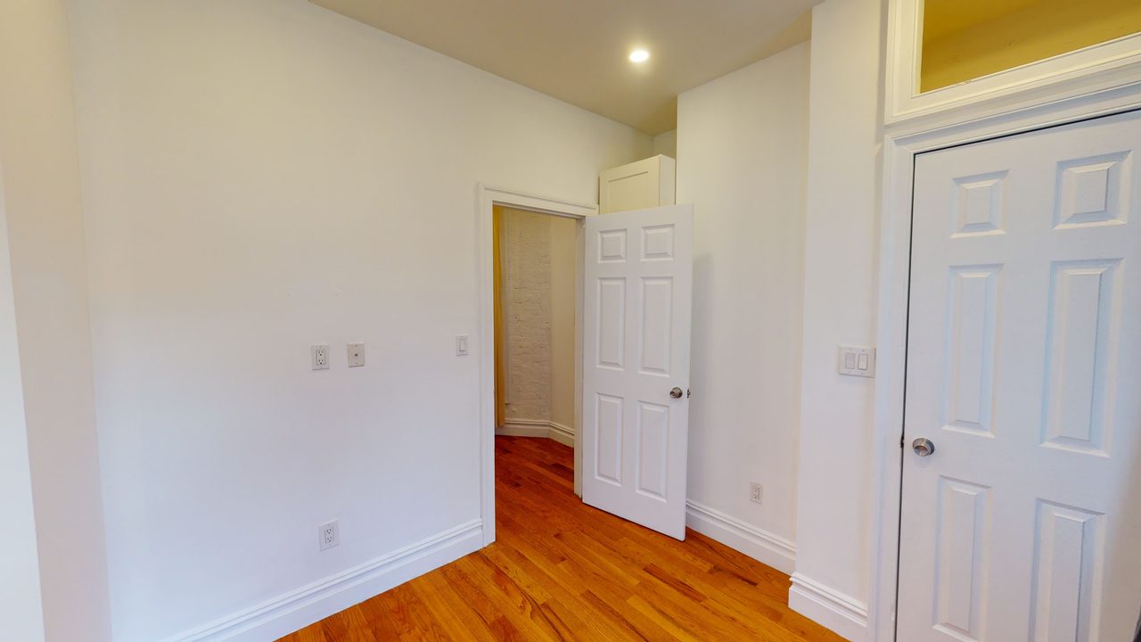 #944: Columbus Circle - 1 Bedroom (Full) - 2