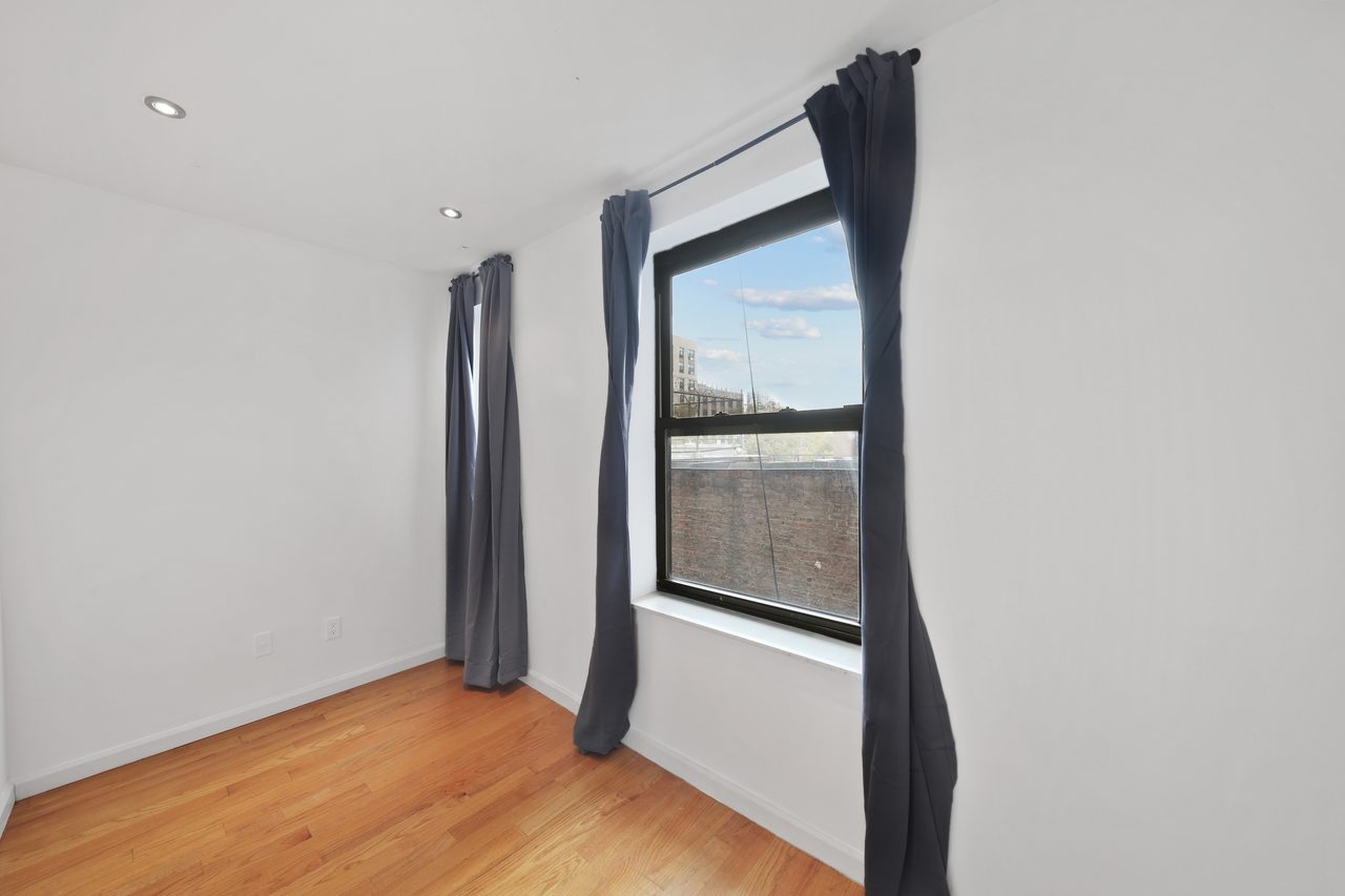  #785: Upper West Side - Twin Bedroom B  -  #785: Upper West Side  - Gallery -  5