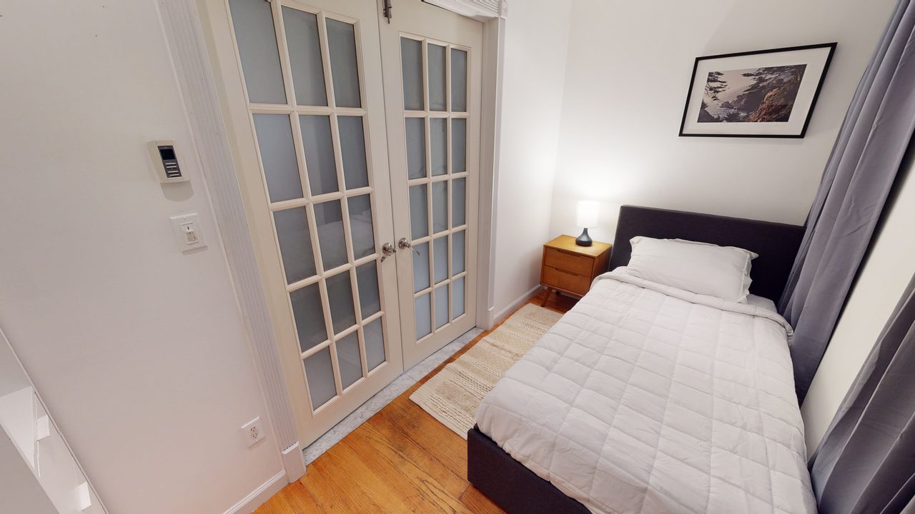  #785: Upper West Side - Twin Bedroom B  -  #785: Upper West Side  - Gallery -  2
