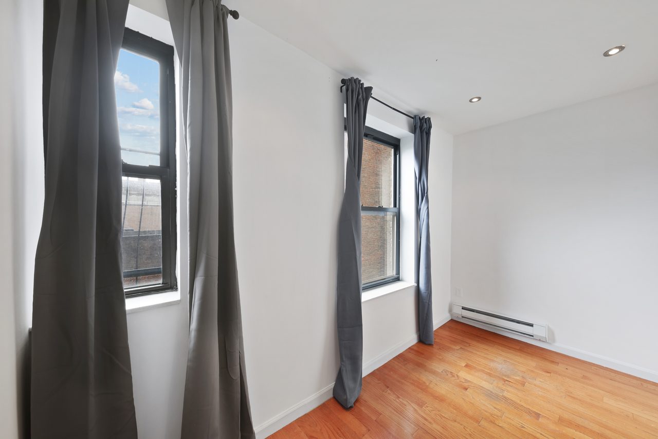  #785: Upper West Side - Twin Bedroom B  -  #785: Upper West Side  - Gallery -  11