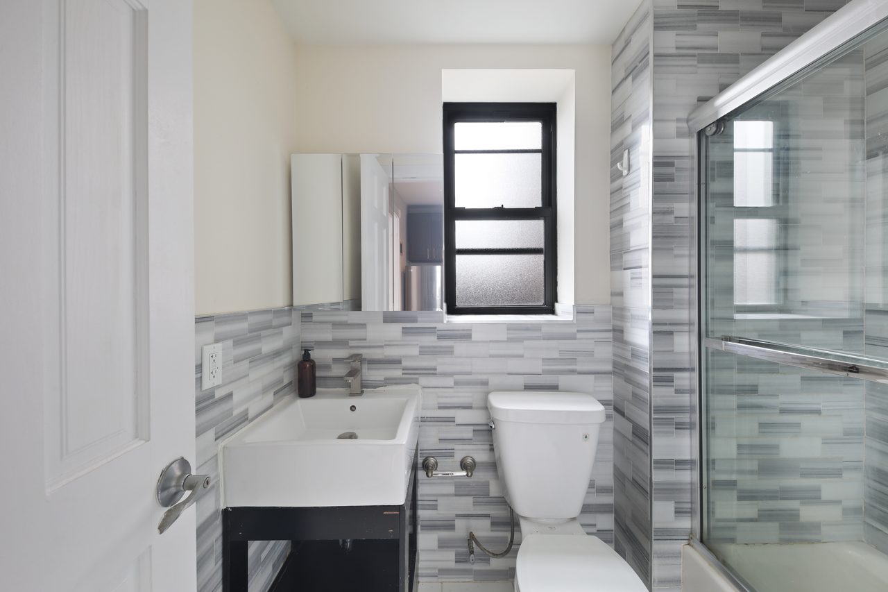  #785: Upper West Side - Full Bedroom A  -  #785: Upper West Side  - Gallery -  3