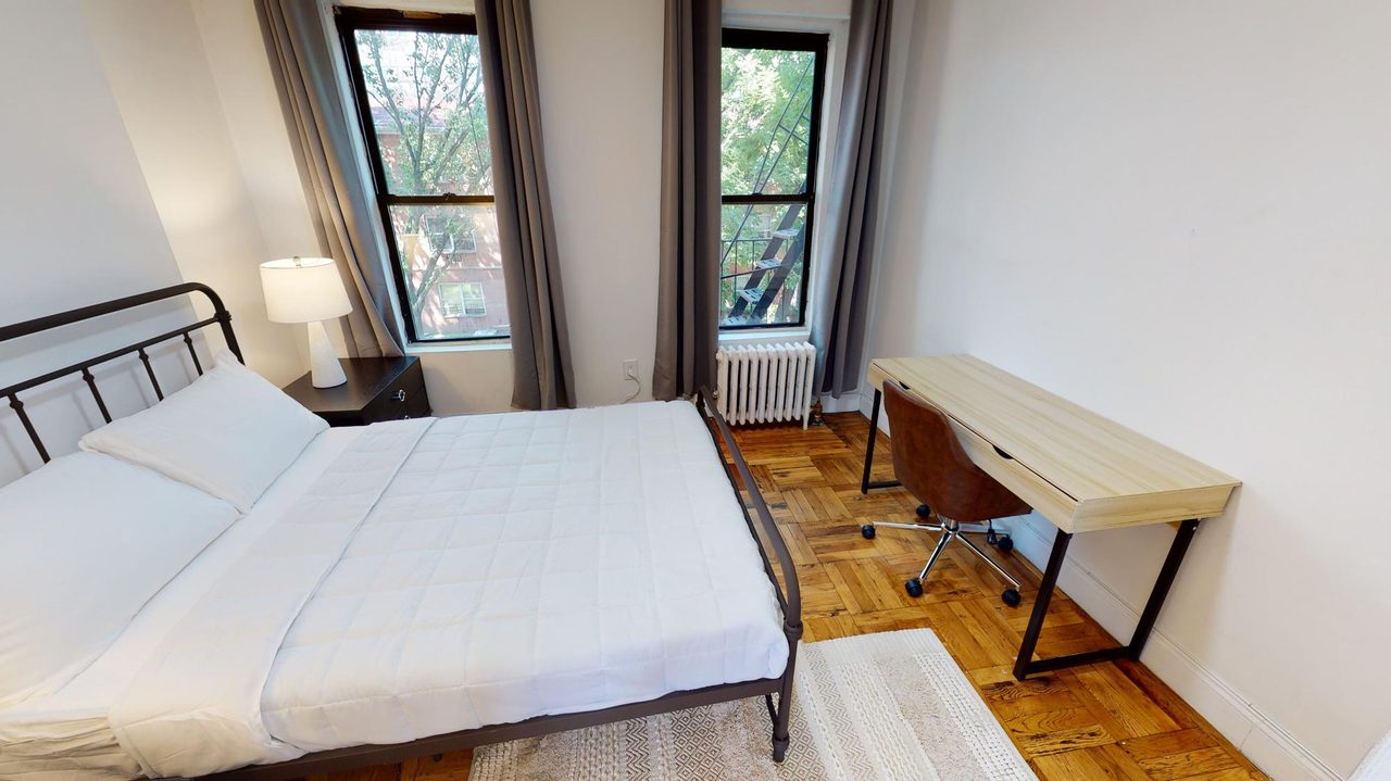 #984: East Village - 1 Bedroom (Full) - 10