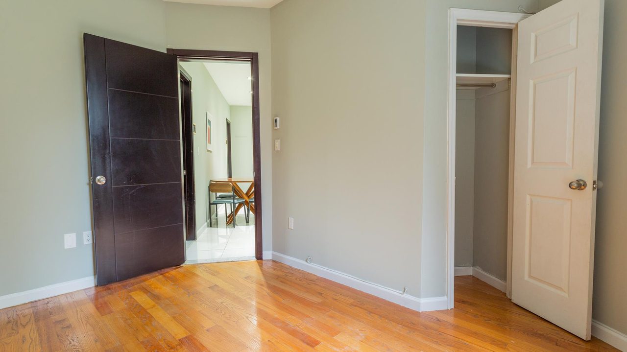  #1580: Upper West Side - Full Bedroom D  -  #1580: Upper West Side  - Gallery -  1