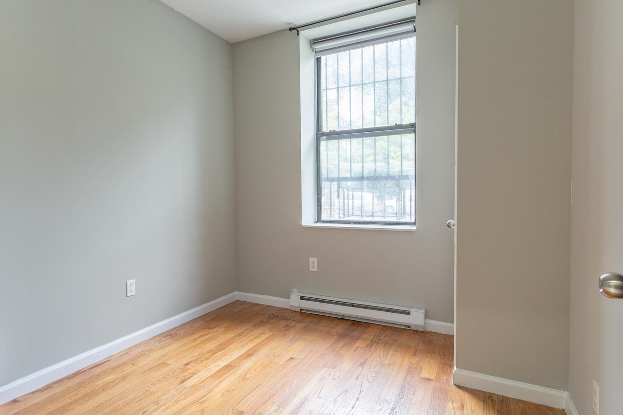#1580: Upper West Side - Full Bedroom B - 2