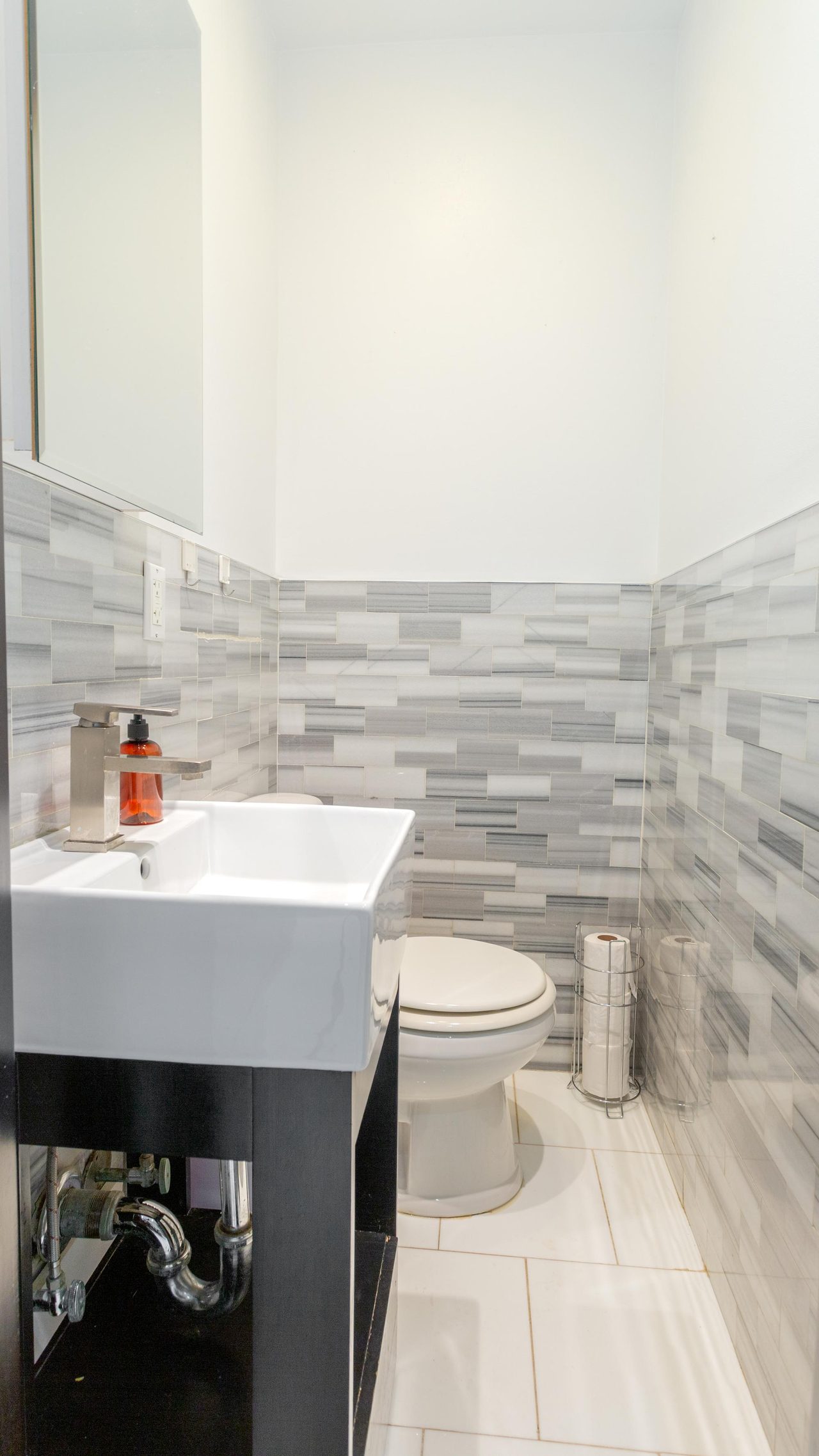  #1580: Upper West Side - Twin Bedroom A  -  #1580: Upper West Side  - Gallery -  3