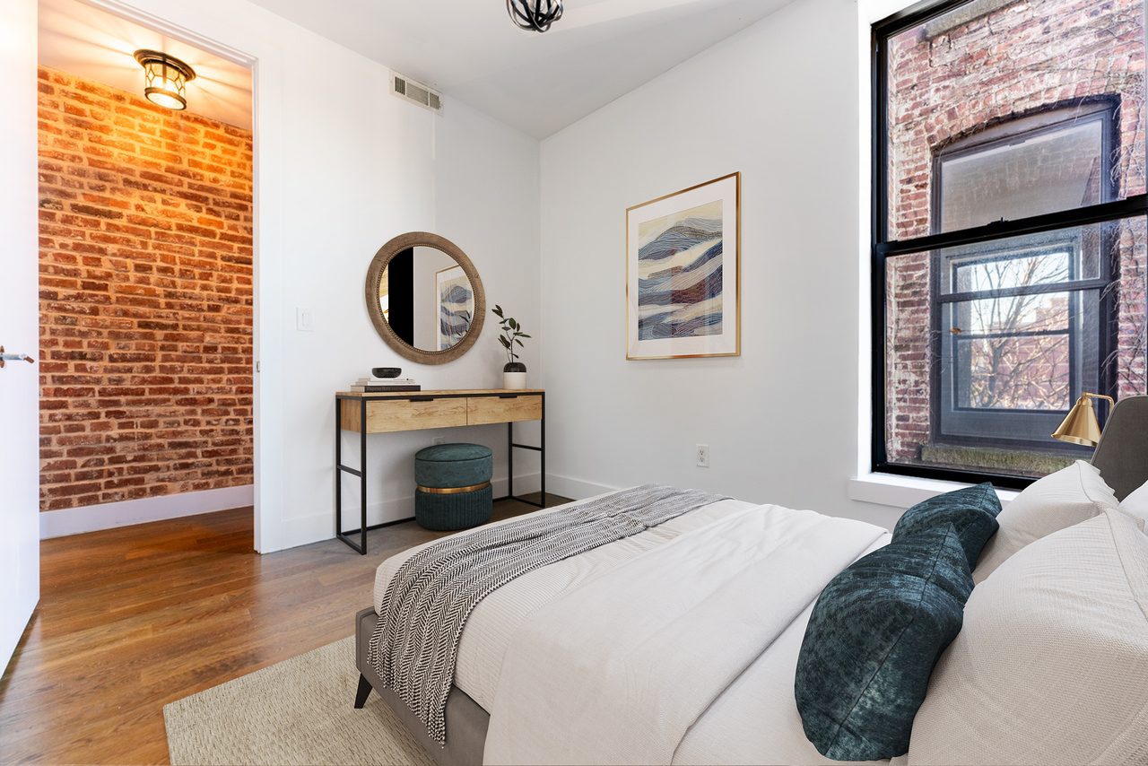 #1728: Crown Heights - Queen Bedroom C - 1