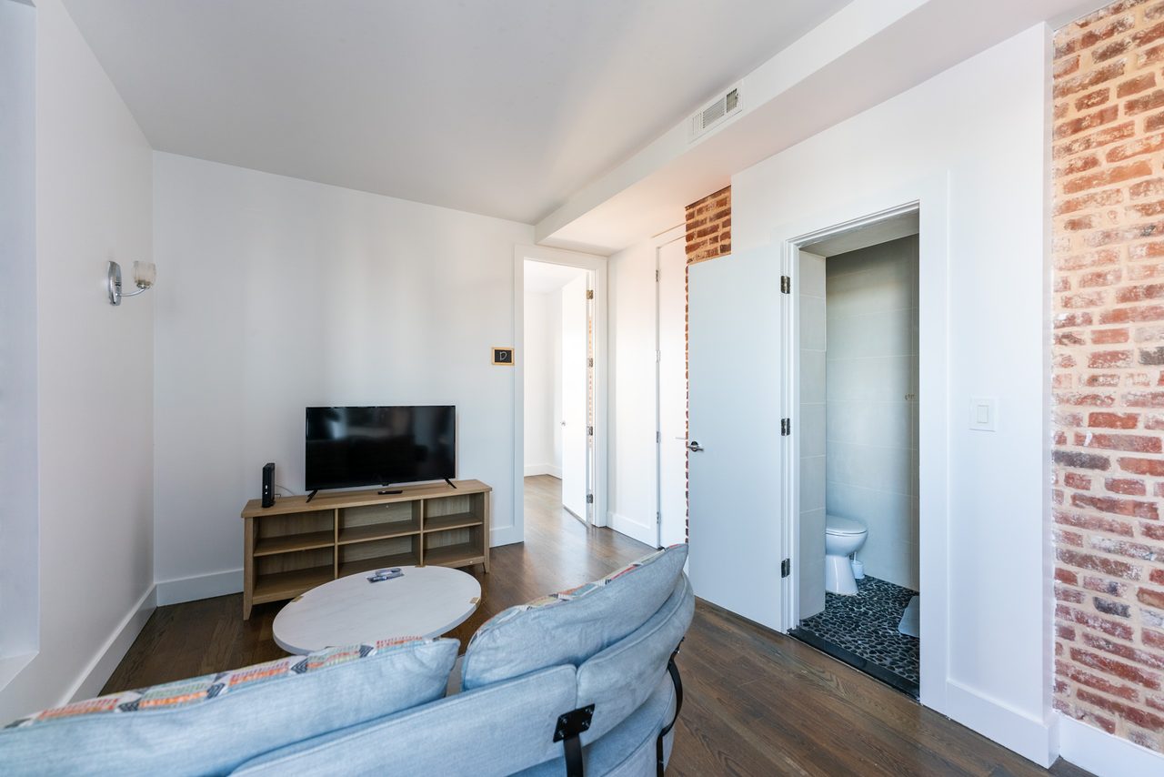  #1728: Crown Heights - Queen Bedroom D  -  #1728: Crown Heights  - Gallery -  7