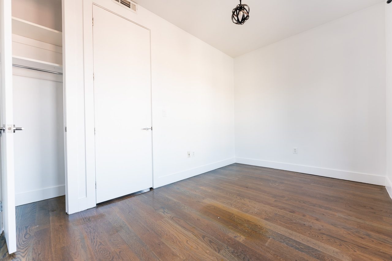 #1728: Crown Heights - Queen Bedroom D  -  #1728: Crown Heights  - Gallery -  4