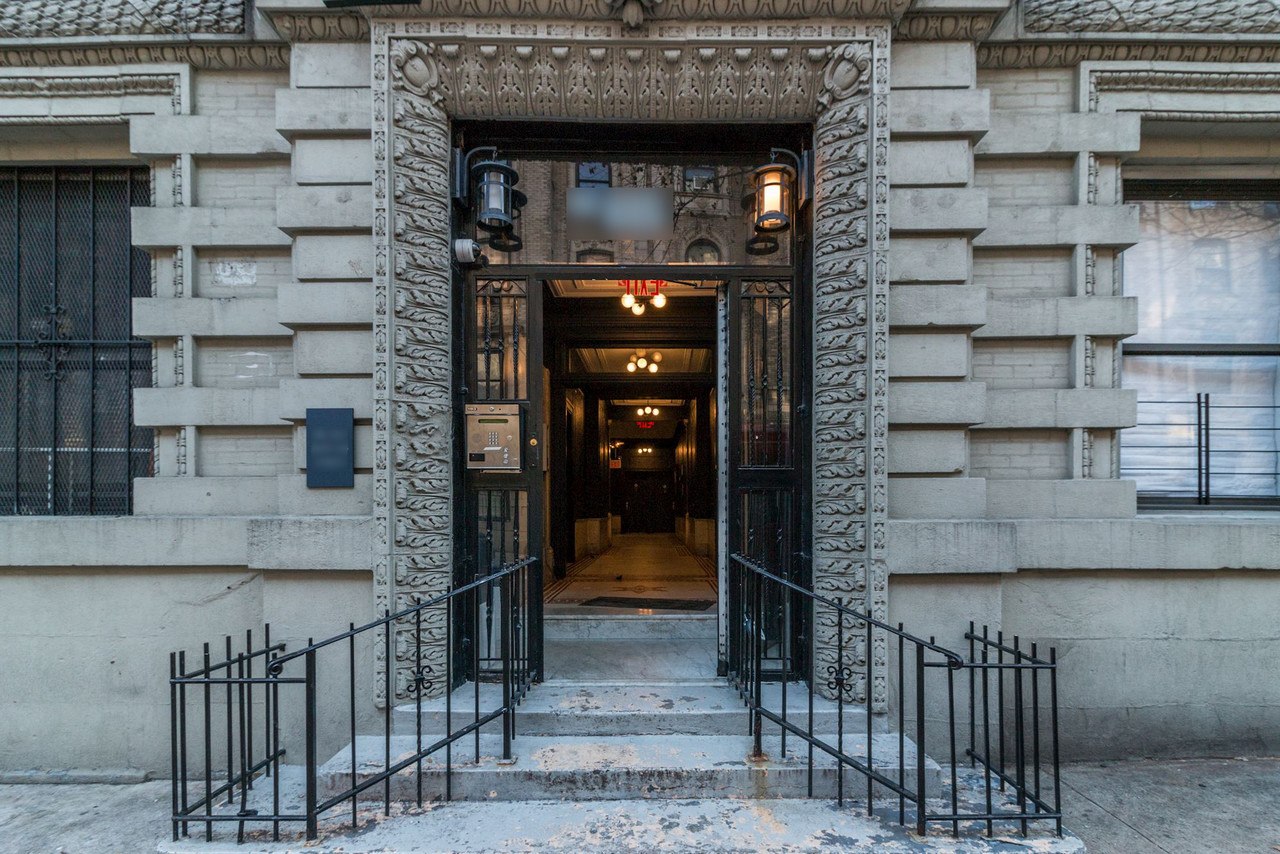  #165: Hamilton Heights - Queen Room A  -  #165: Hamilton Heights  - Gallery -  10