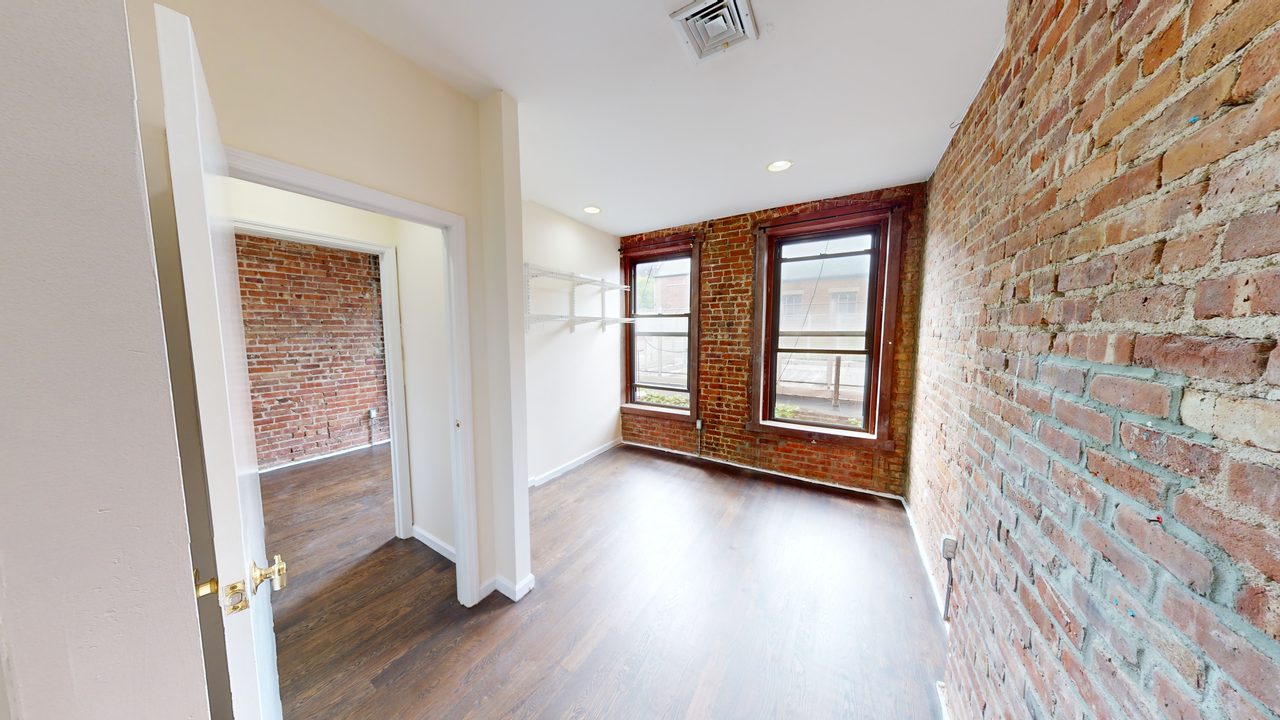 #1739: Central Harlem - Queen Bedroom A - 10
