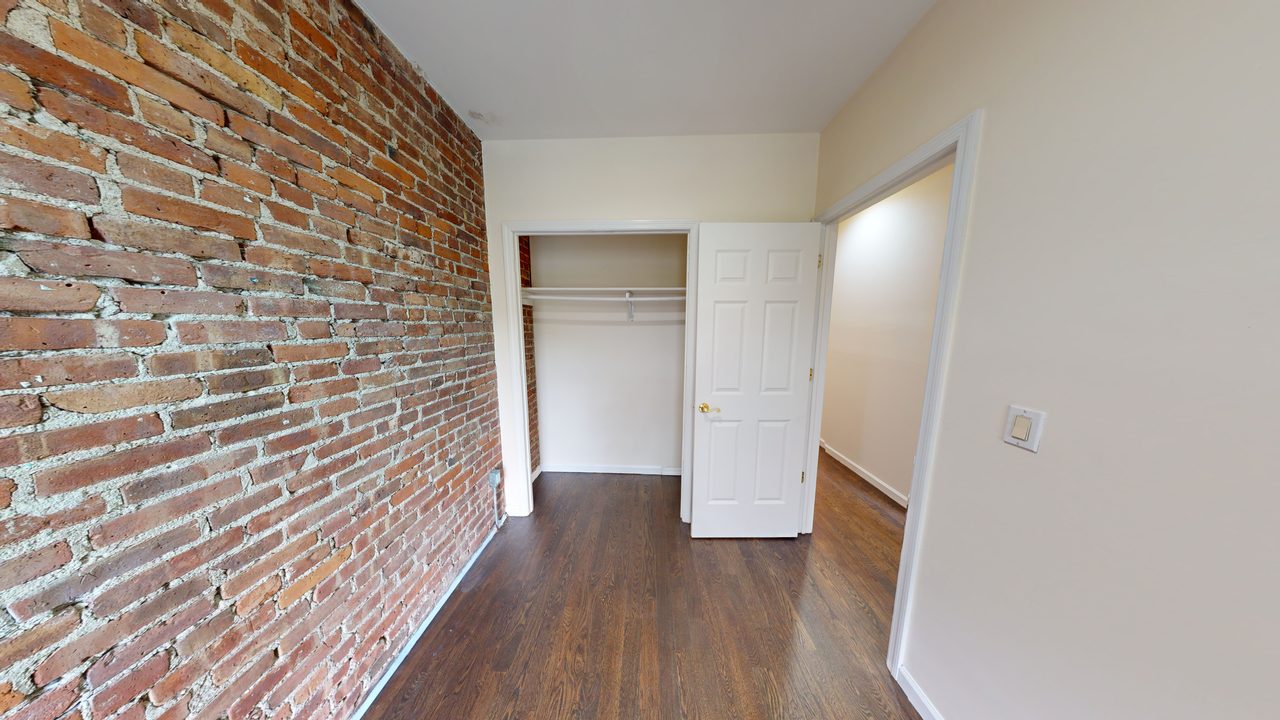 #1739: Central Harlem - Queen Bedroom C - 3