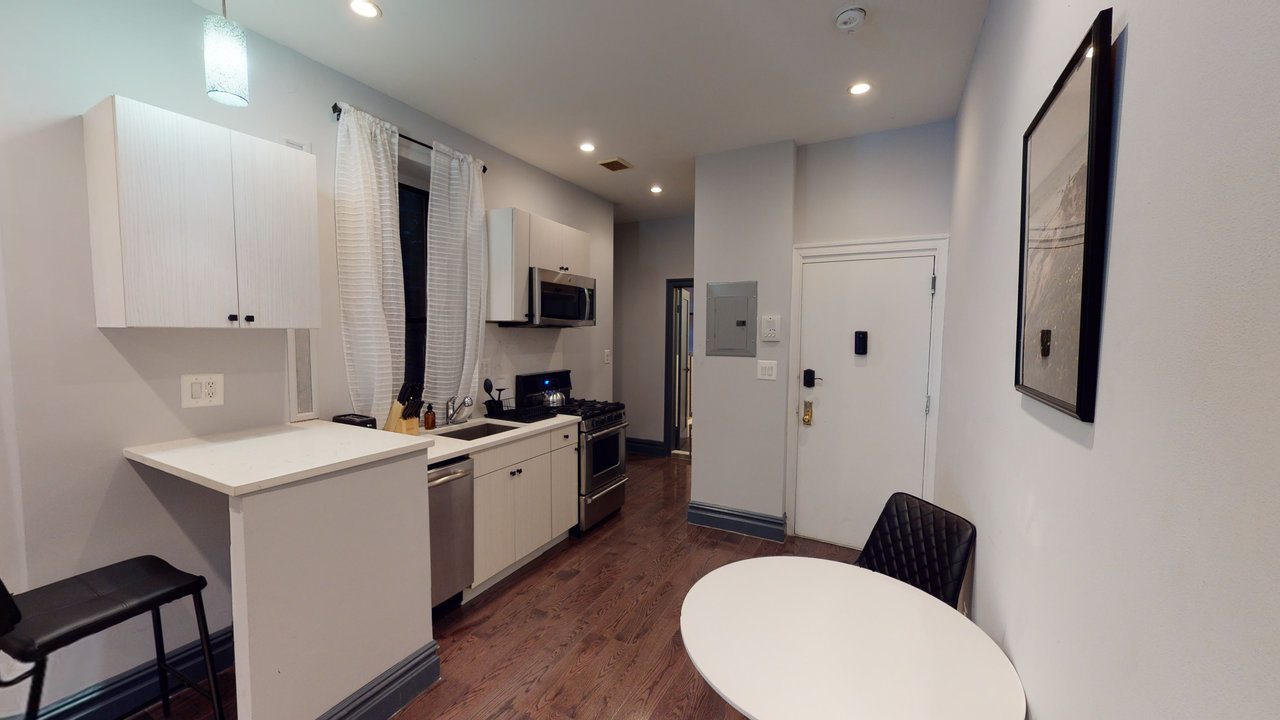  #497: Columbus Circle - 1 Bedroom (Queen)  -  #497: Columbus Circle  - Gallery -  12