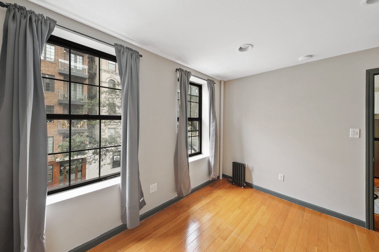 #716: East Village - Full Bedroom B - #716: East Village - Gallery - 5