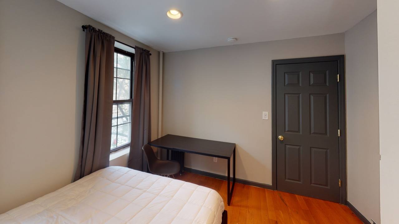#716: East Village - Full Bedroom B - 3