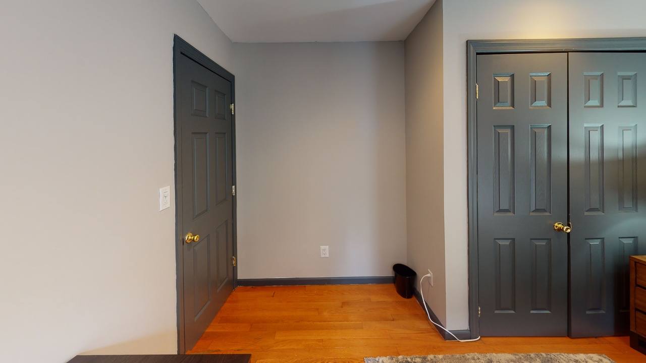 #716: East Village - Full Bedroom B - #716: East Village - Gallery - 4