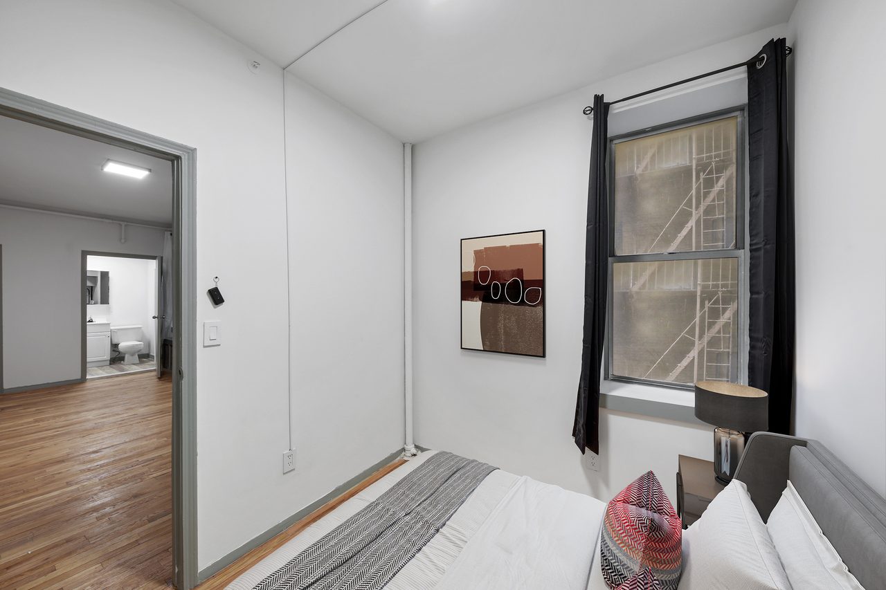 #897: Columbus Circle - 1 Bedroom (Full) - 5