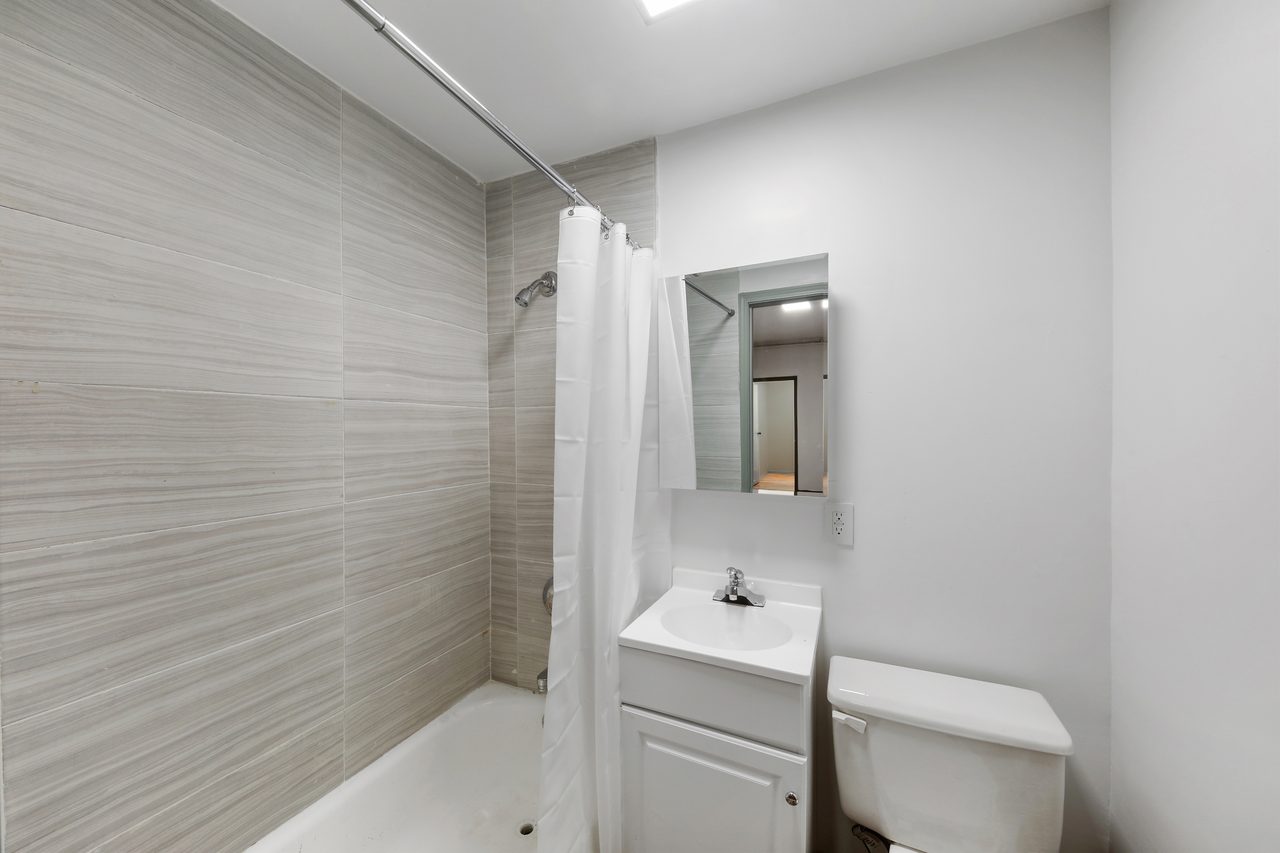 #897: Columbus Circle - 1 Bedroom (Full) - 7