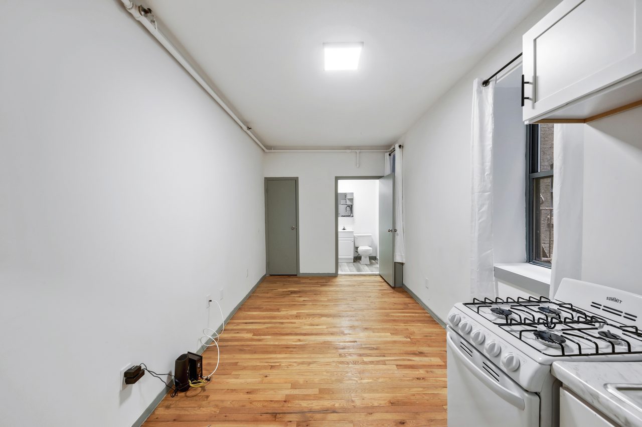 #897: Columbus Circle - 1 Bedroom (Full) - #897: Columbus Circle - Gallery - 6