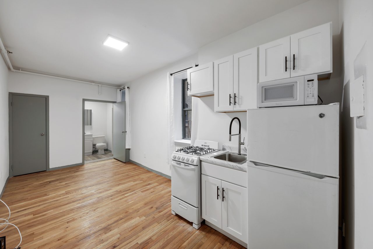 #897: Columbus Circle - 1 Bedroom (Full) - 14