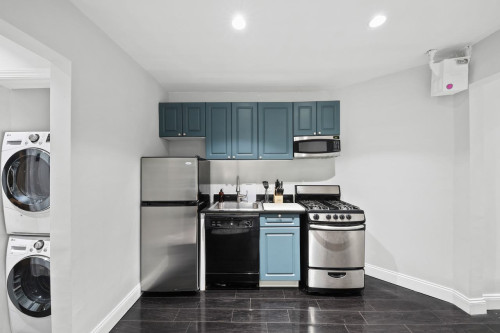 #698: East Harlem  - Gallery -  4