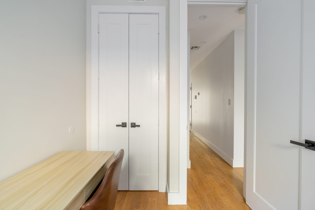 #1089: Central Harlem - Full Bedroom C - 4