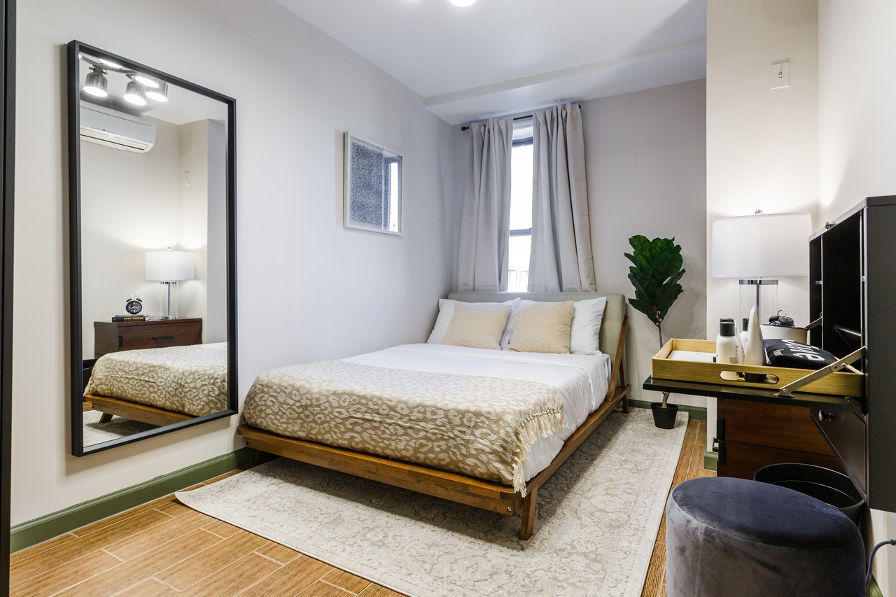  #265: Chinatown - Full Bedroom C  -  #265: Chinatown  - Gallery -  9