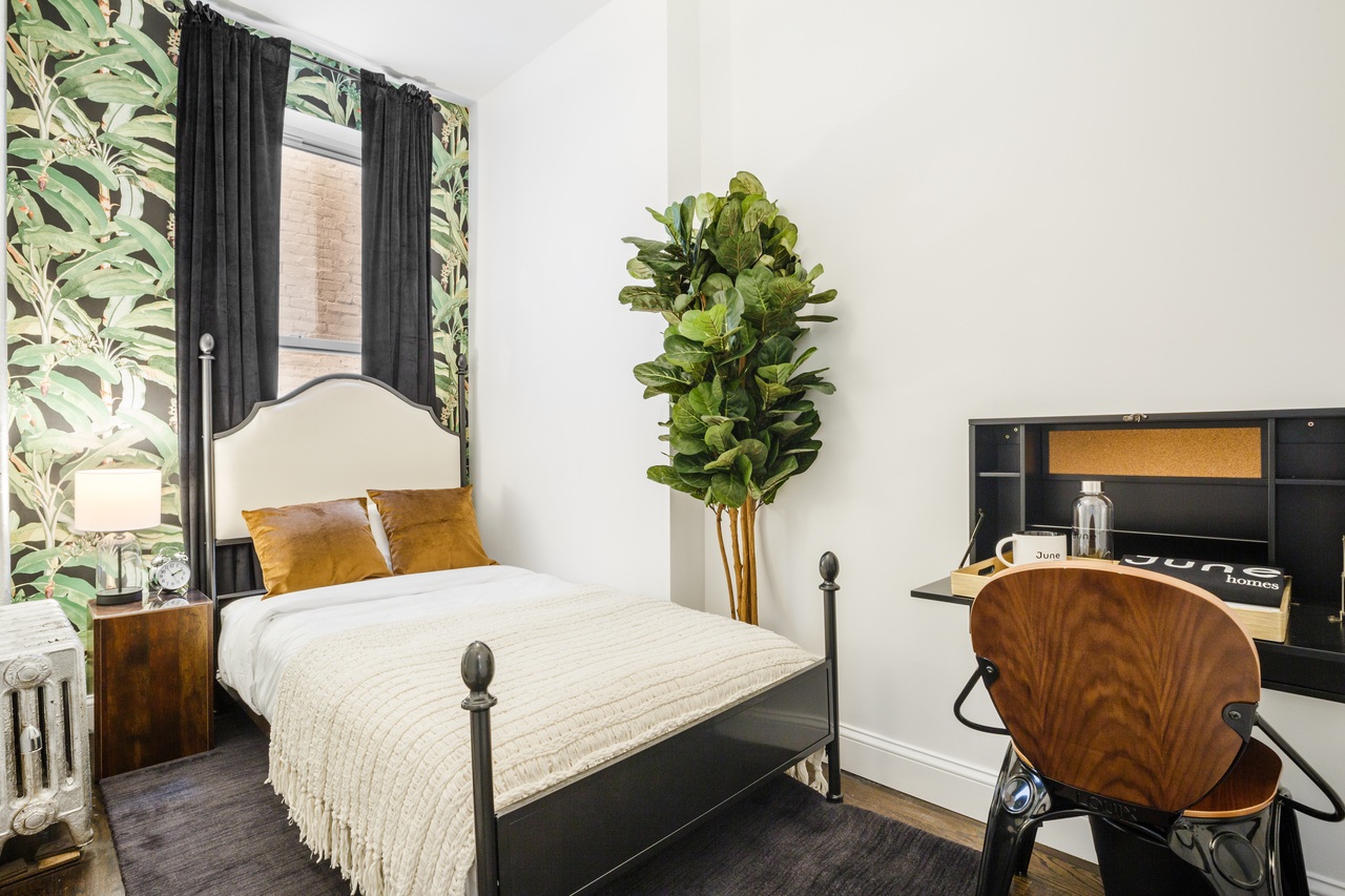 #168: Prospect Heights - Twin Bedroom 2D - 12