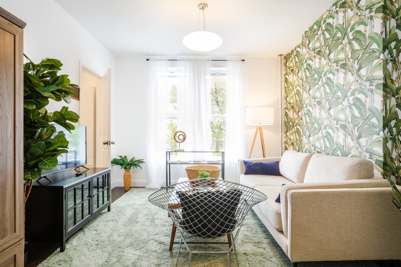 #168: Prospect Heights - Queen Bedroom 2C - 14