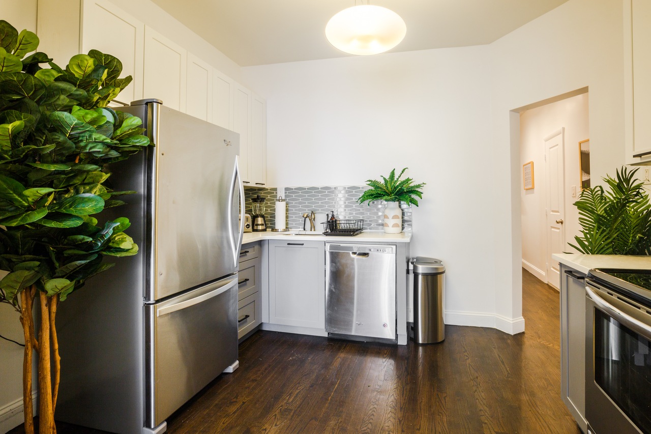 #168: Prospect Heights - Queen Bedroom 2C - 1